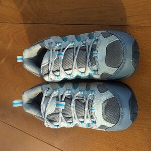 Adventuridge Grey Hiking Shoes, Women's Sz 8, NWOT